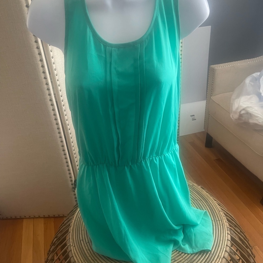 Green back crisscross dress size medium